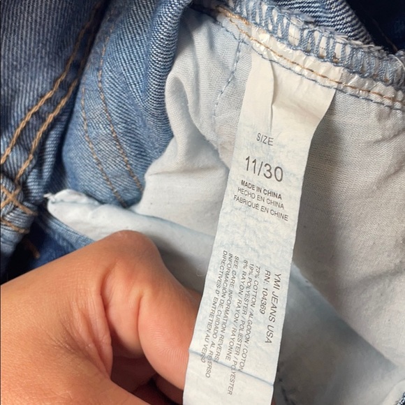 YMI Y2k-Inspired Baggy Distressed Denim Jeans - Picture 6 of 7